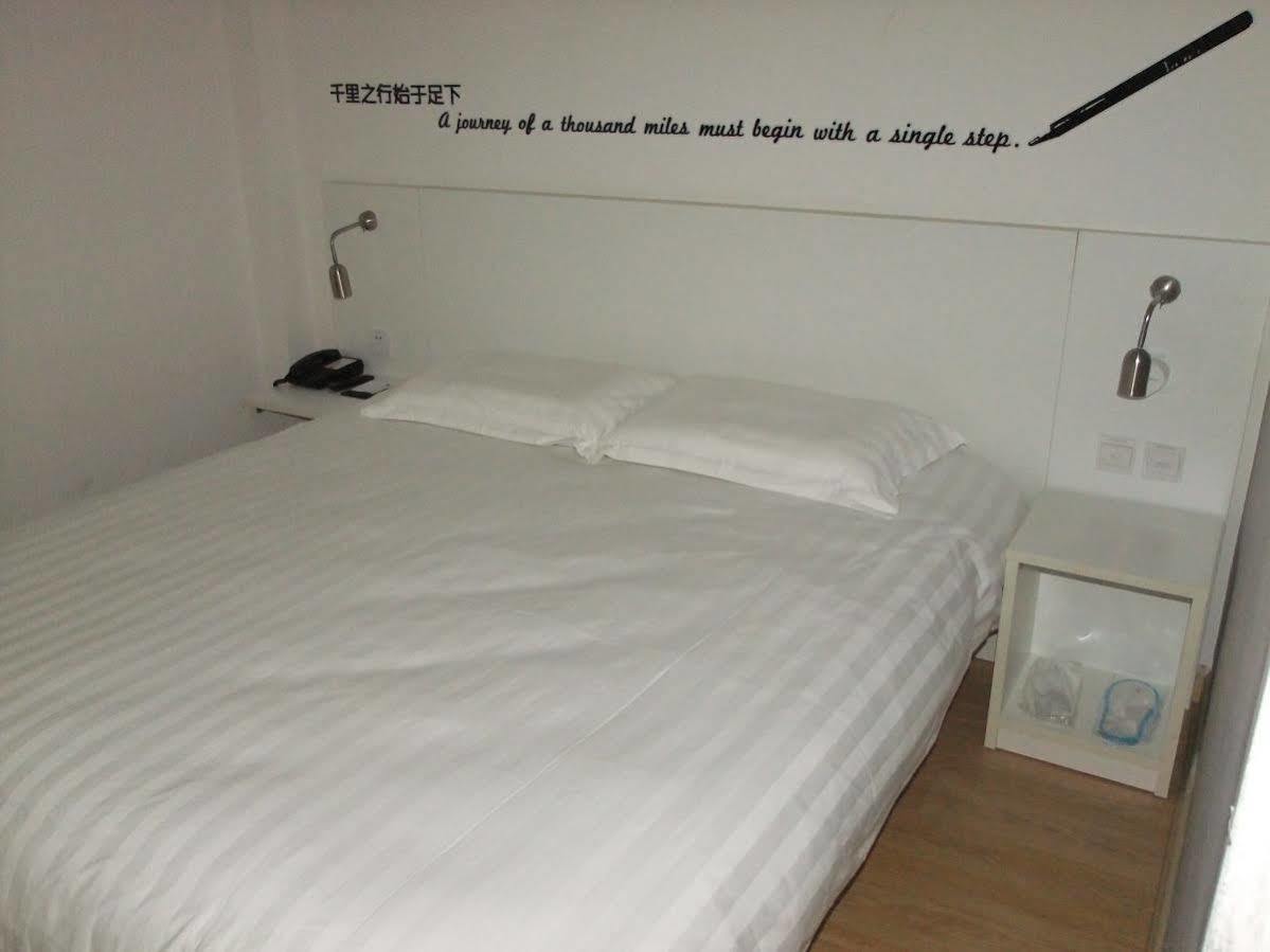 Motel 168 Tianjin Hongqi Road Baoshan Avenue Exterior foto